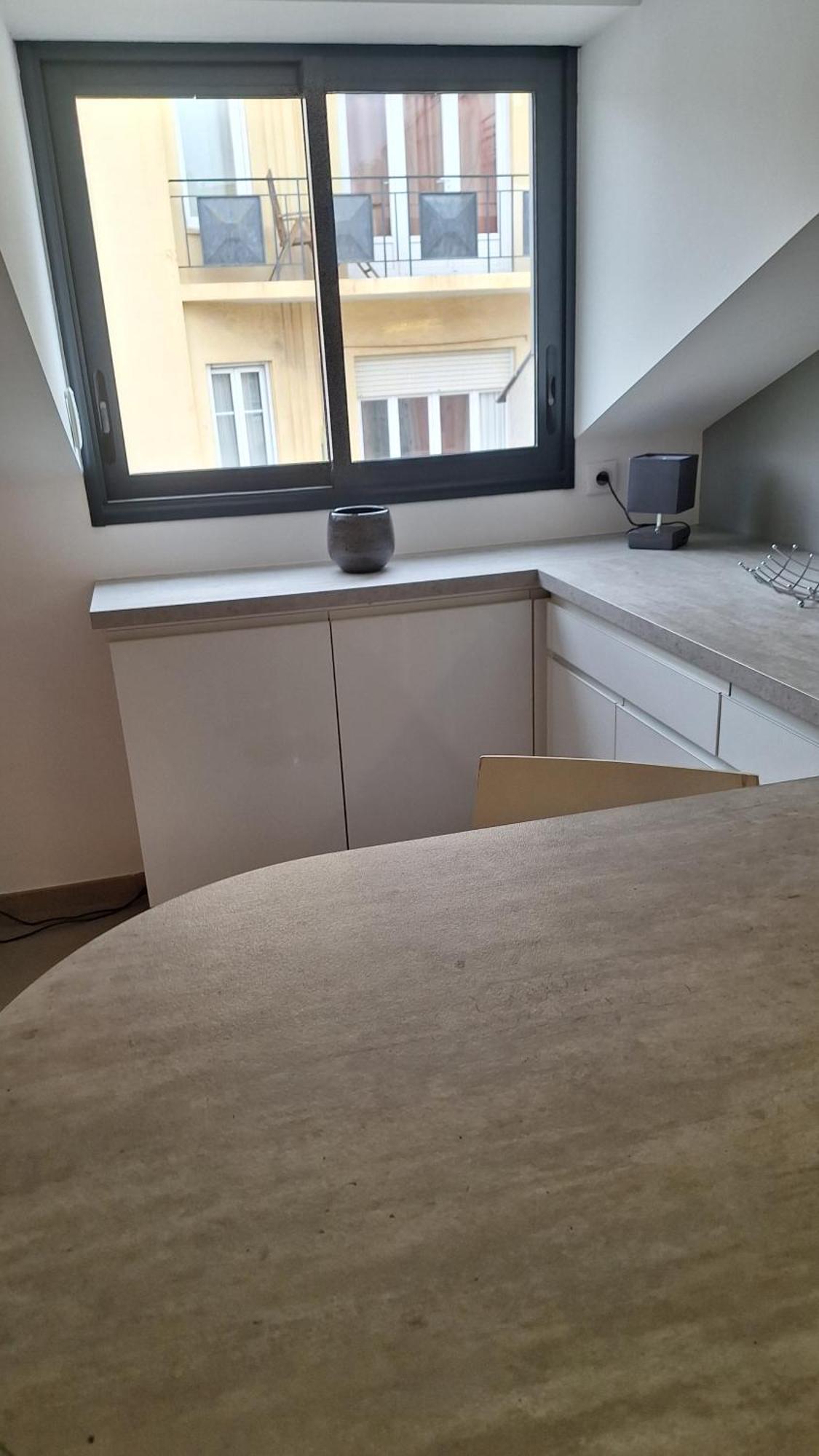 Appartement Beau 2 Pieces Rue D'antibes *