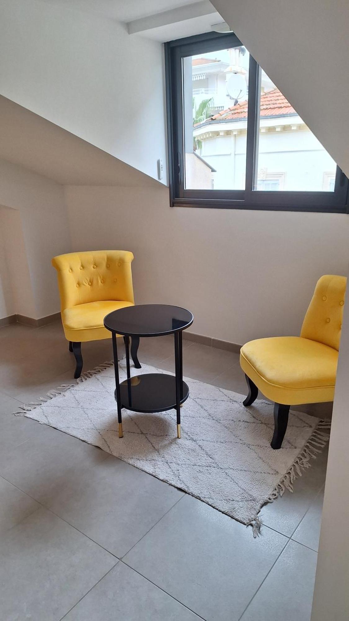 Appartement Beau 2 Pieces Rue D'antibes