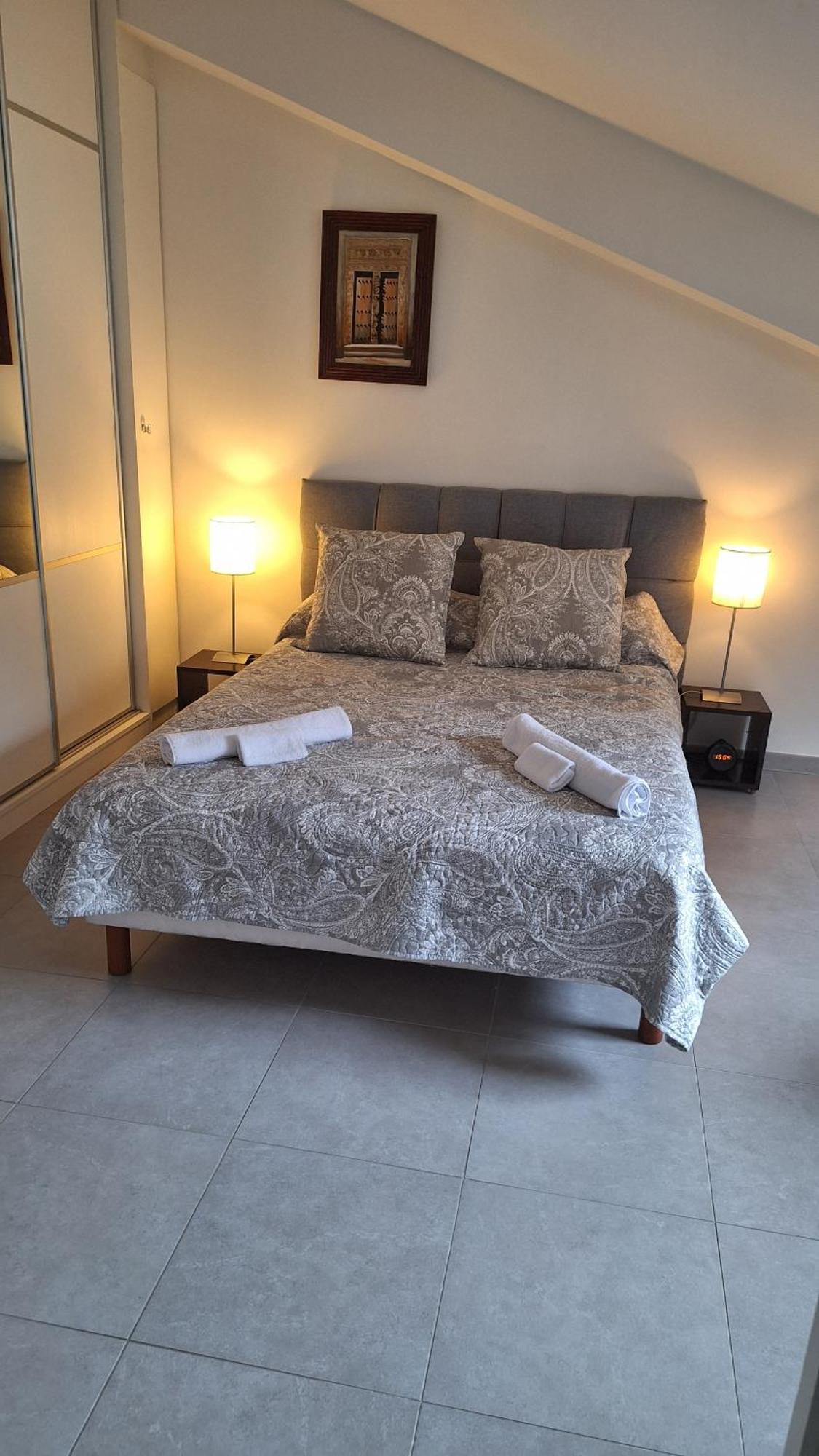 Beau 2 Pieces Rue D'antibes