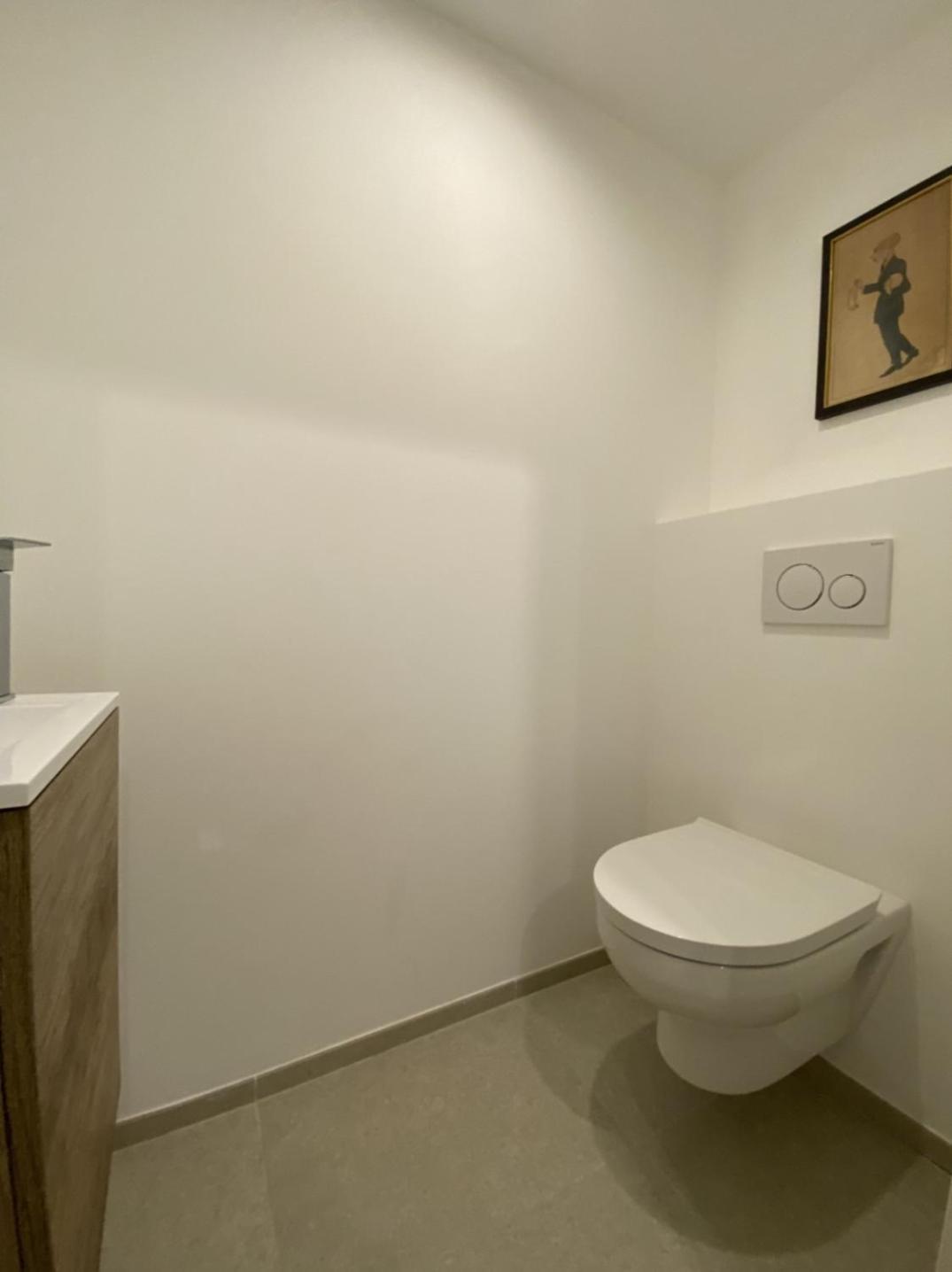 Beau 2 Pieces Rue D'antibes * Cannes
